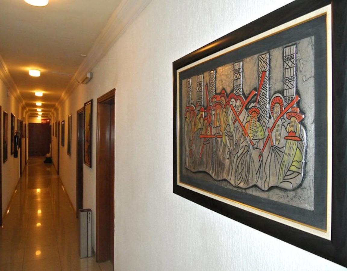 La Playa Suites Lagos Extérieur photo