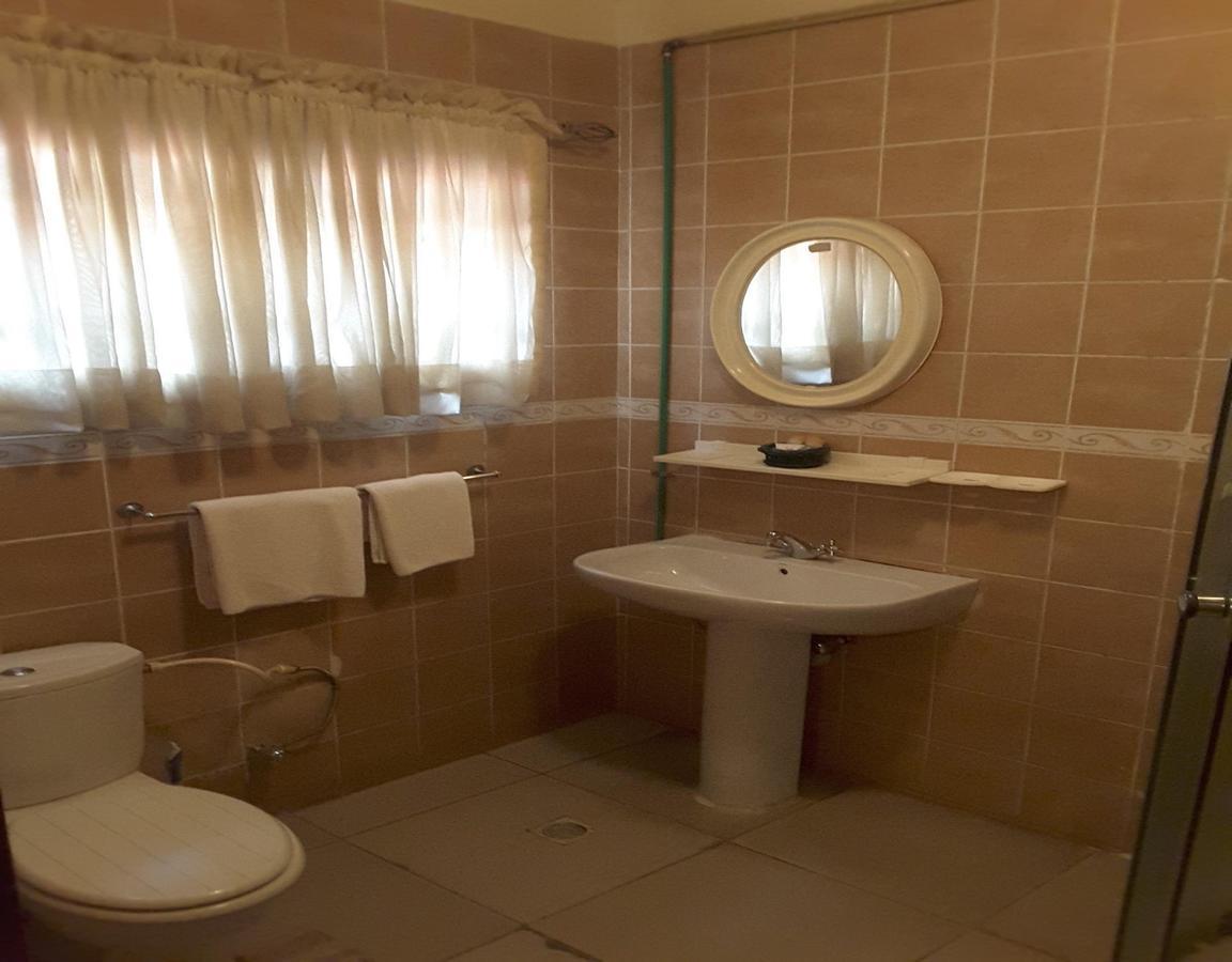 La Playa Suites Lagos Extérieur photo