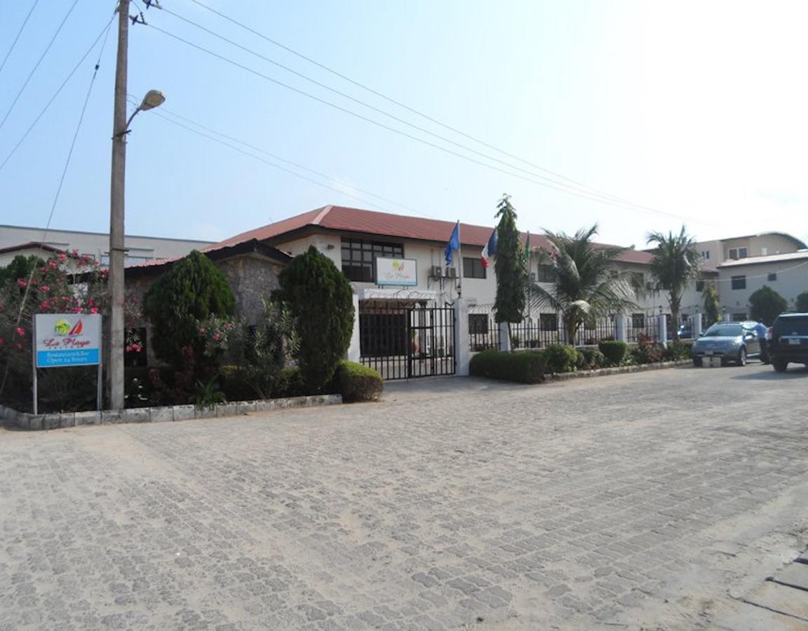 La Playa Suites Lagos Extérieur photo
