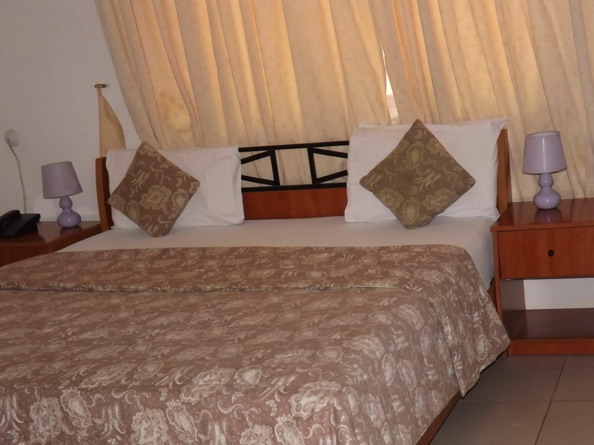 La Playa Suites Lagos Extérieur photo